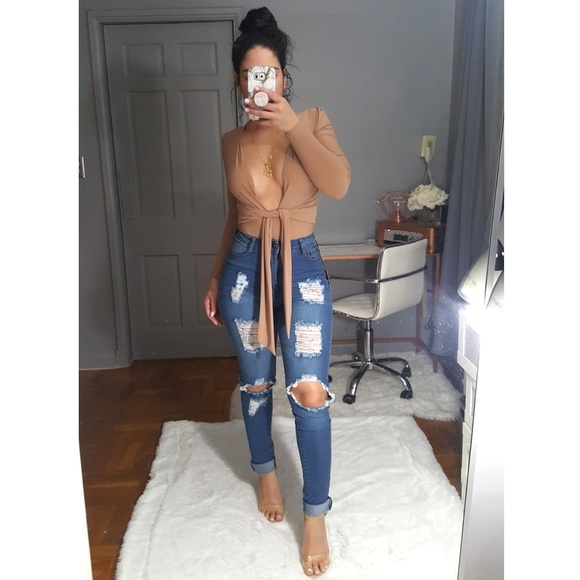 ▪LAST ONE!▪"In A Twist" Nude Bodysuit - Picture 3 of 8